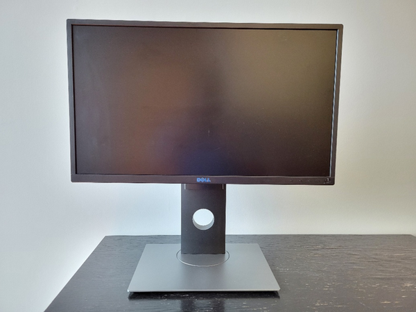 Dell OptiPlex 5050 Micro PC with Attached HDMI Monitor