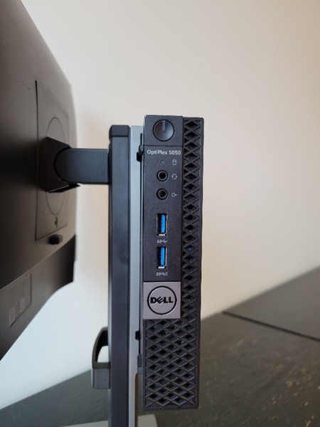 Dell OptiPlex 5050 Micro PC with Attached HDMI Monitor